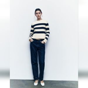 NWT Striped Crop Knit Sweather - 3519/022